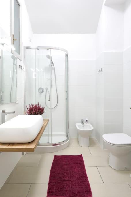 Lenny'S Central Apartment มิลาน ภายนอก รูปภาพ